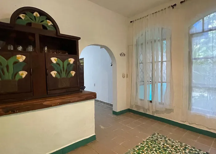 Casa Malinalli * Zihuatanejo